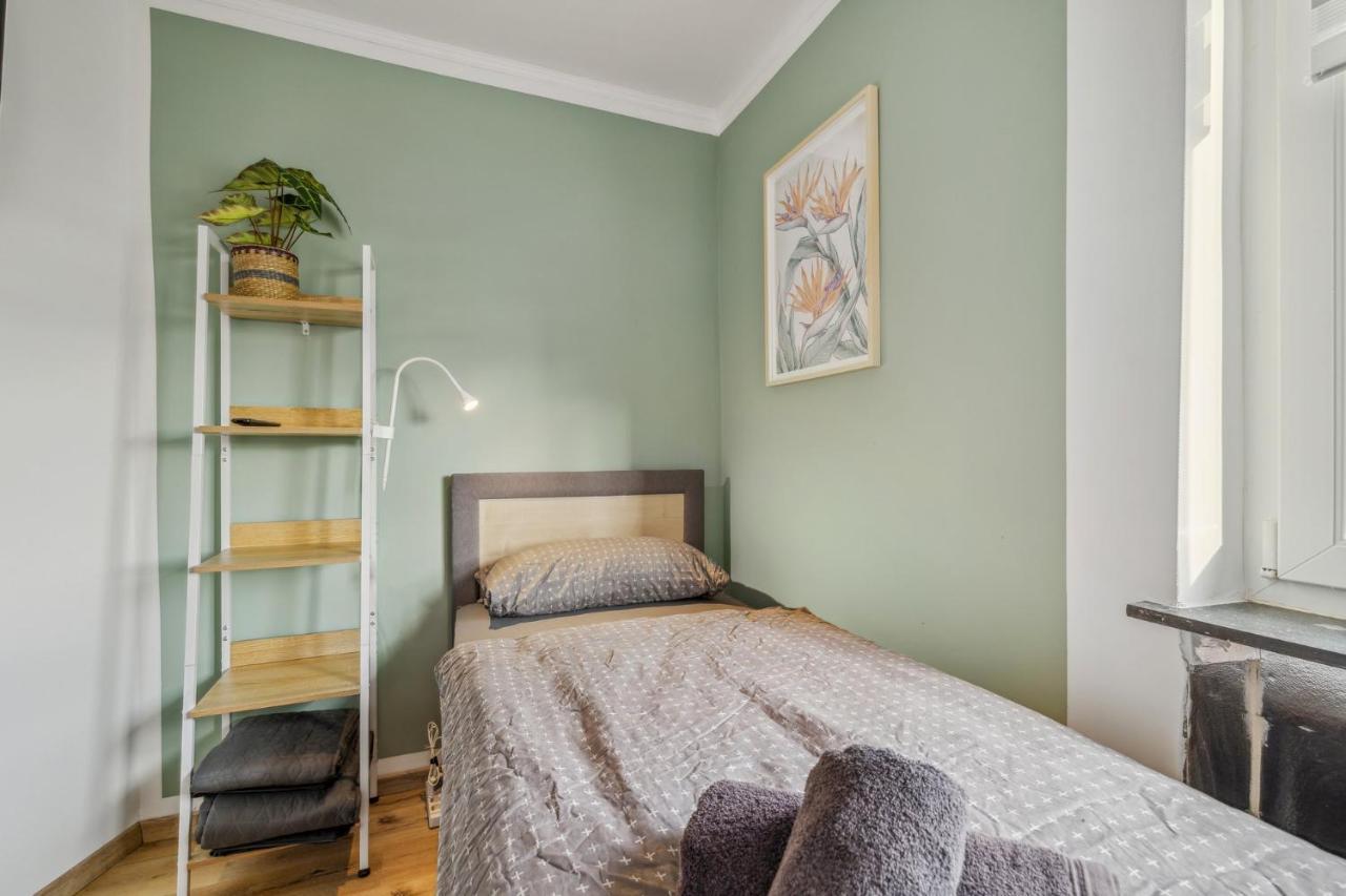 Apartamento Amalfi A02 - 2 Zi Fuer 4P - Balkon, Smart Tv, Boxspringbett Kaiserslautern Exterior foto