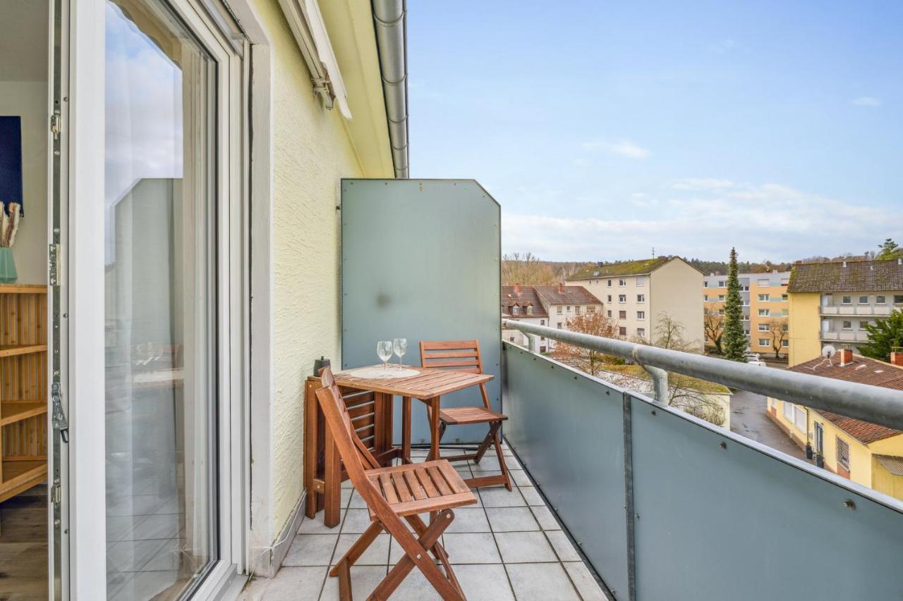 Apartamento Amalfi A02 - 2 Zi Fuer 4P - Balkon, Smart Tv, Boxspringbett Kaiserslautern Exterior foto